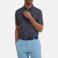 FootJoy Digital Camo FJ Print Lisle Golf Polo Shirt -Fairway Elite Sales Store FootJoy SS22 Digital Camo FJ Print Lisle Golf Polo Shirt Navy 88436 model 1